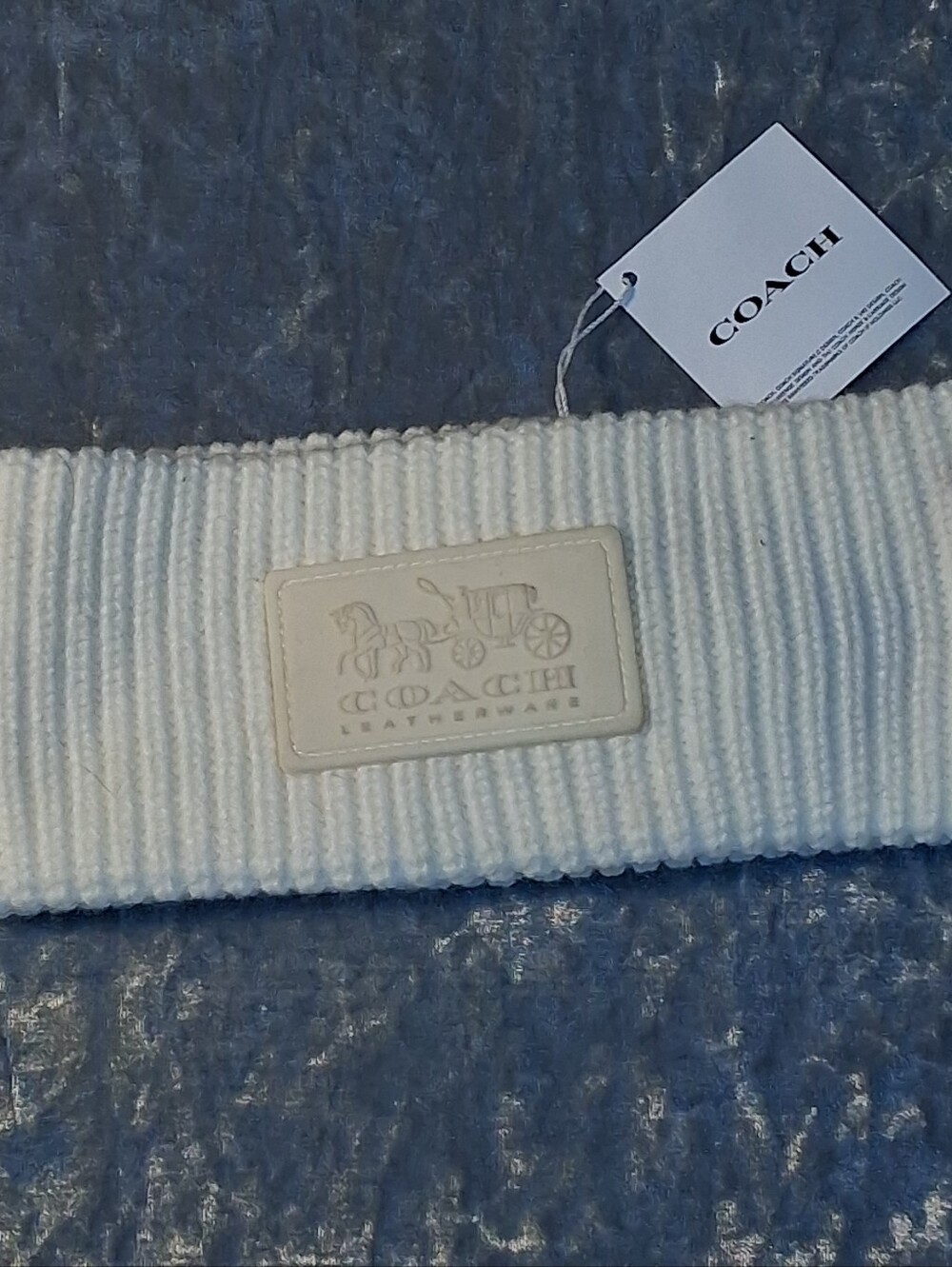 NWT Coach Cream Ribbed Knit Headband with Leather Logo Patch